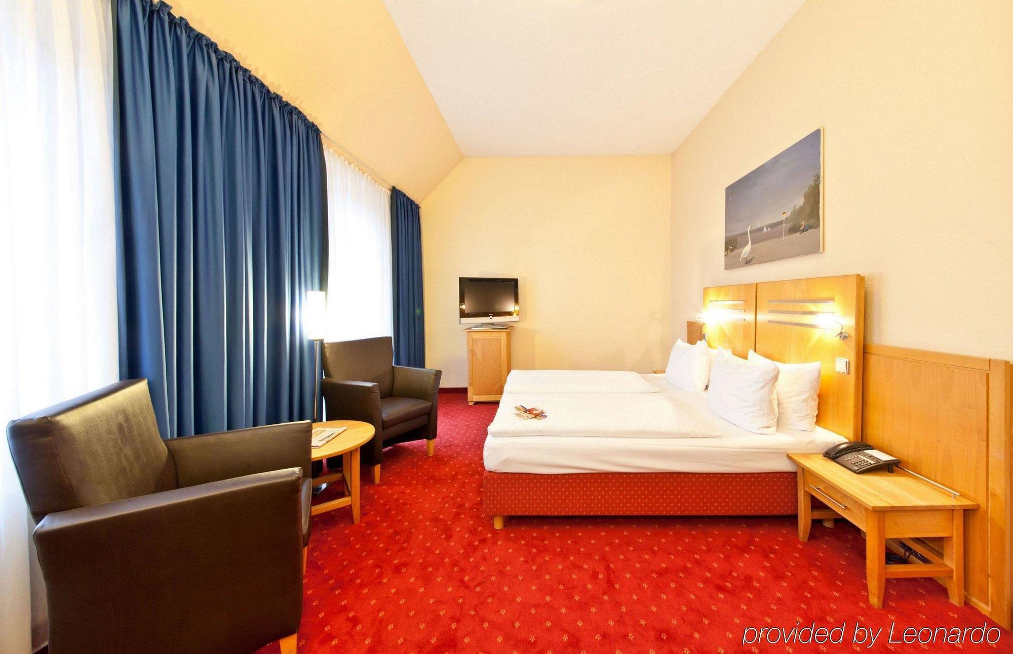 Novum Hotel Gates Berlin Charlottenburg Exterior foto