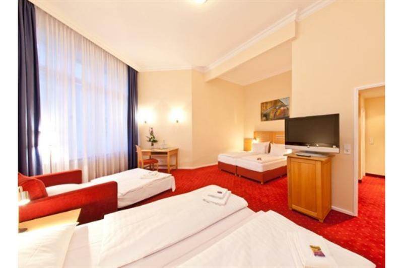 Novum Hotel Gates Berlin Charlottenburg Exterior foto